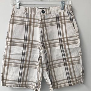 Billabong shorts size 27